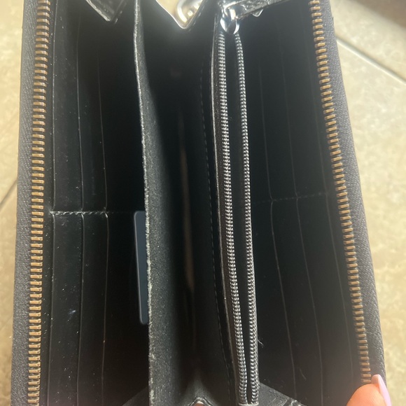 Gucci Black Women's Wallet shimmer 🔥🔥 - Picture 5 of 9